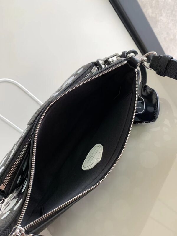 Louis Vuitton  LV x YK Multi Pochette Accessoires Handbag - Black 53380 - Image 2