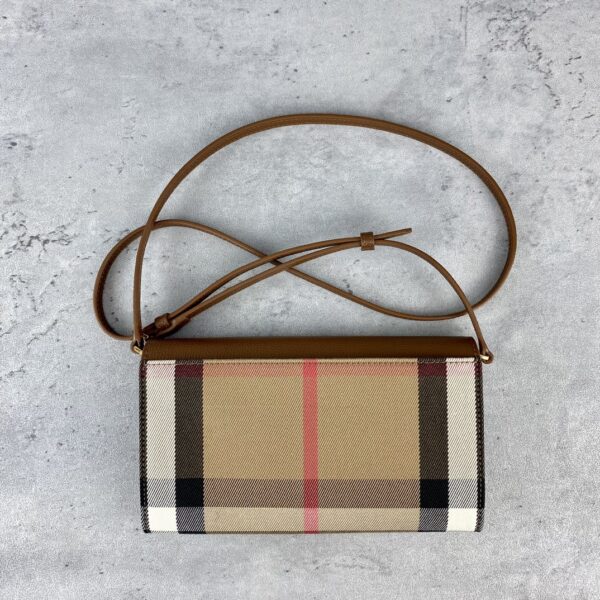 Burberry Small Macken Crossbody Bag 95376 - Image 4