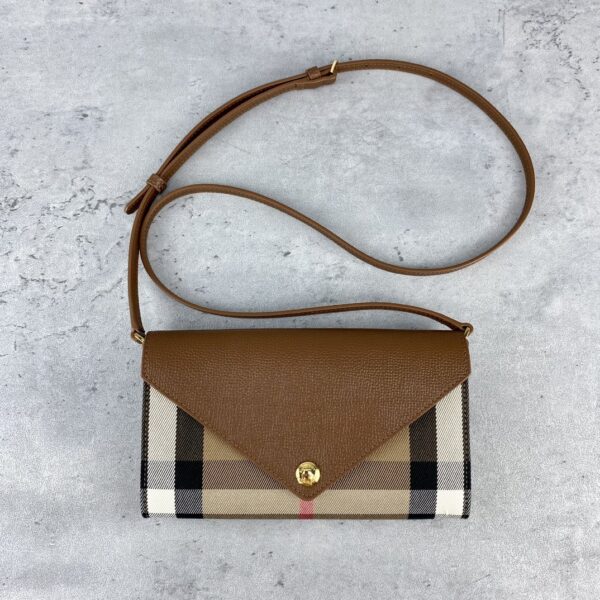Burberry Small Macken Crossbody Bag 95376 - Image 5
