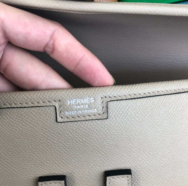 Hermes Epsom Turtledove Handbag - Gray 55836 - Image 3