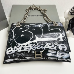 Balenciaga Graffiti Pleated Medium Chain Bag - Black/White 61721