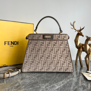 Fendi Peekaboo's Handbag 46839