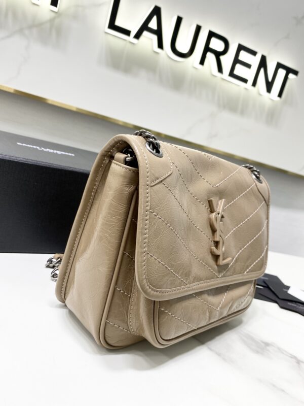 YSL Saint Laurent's Niki's Small Handbag - Apricot 48462 - Image 4