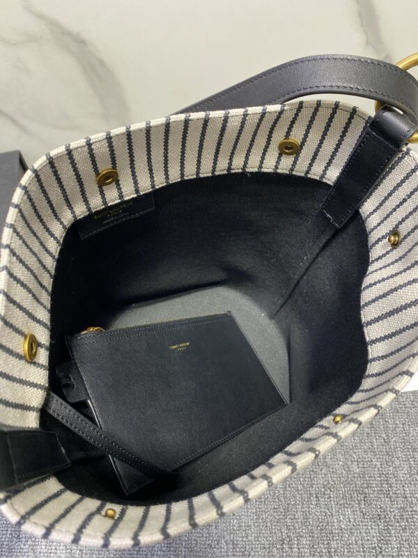YSL Non-Capacity Bucket Bag 18541 - Image 4