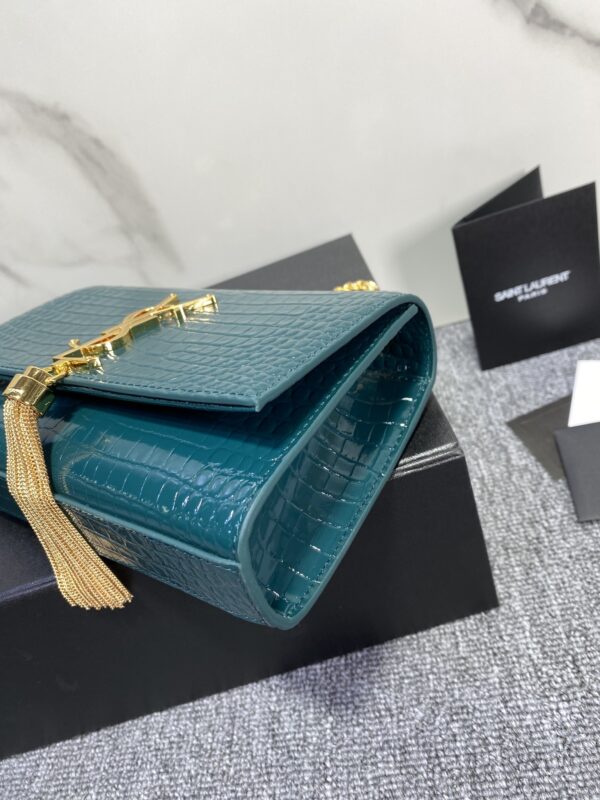 YSL Yves Saint Laurent's Rhombus Quilted Texture Handbag - Turquoise 34465 - Image 3