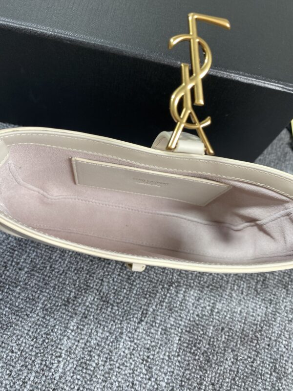 YSL’s New Spring and Summer Show Armpit Bag - White (Golden) 40810 - Image 3