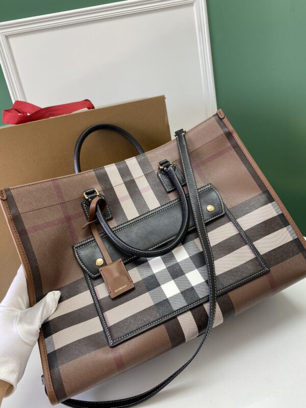 Burberry Birch Brown Plaid Tote Bag 62117 - Image 4