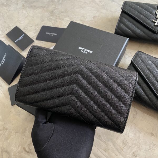 YSL Caviar Wallet Practical One zipper Compartment Bag - Black (Golden) 97201 - Image 4