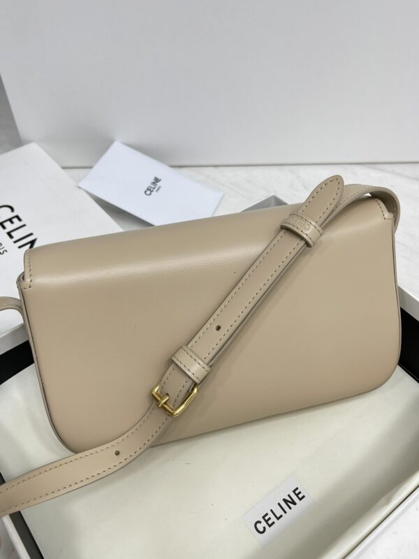 Celine Triomphe Shiny Cow Leather Shoulder Bag - Skin 91486 - Image 4