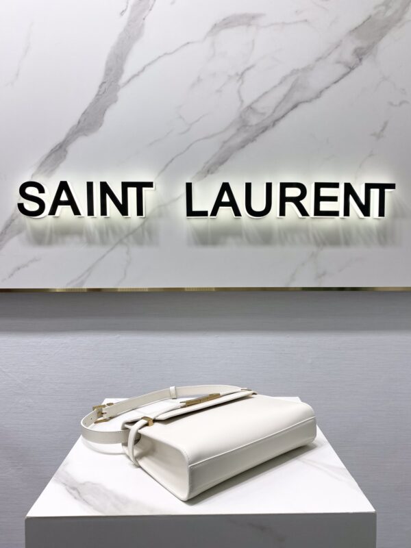 YSL Women Manhattan Baguette Box Small Leather Bag - White 12327 - Image 4