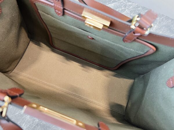 Fendi Logo Tote Bag - Army Green 82073 - Image 3