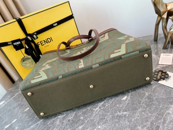 Fendi Logo Tote Bag - Army Green 82073 - Image 2