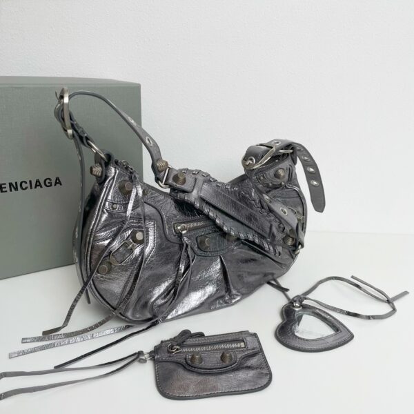 Balenciaga Le Cagole Half-Moon Large Armpit Dumpling Bag - Silver 81314 - Image 4
