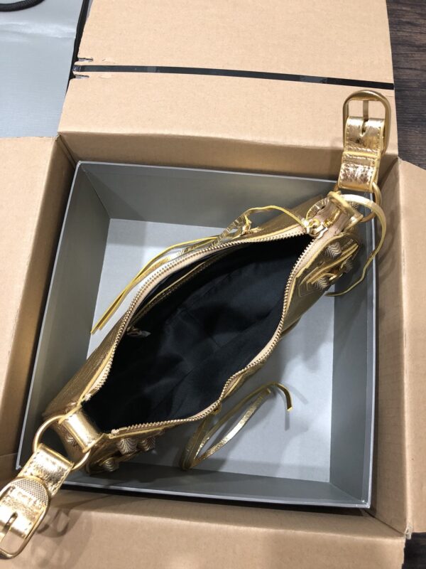 Balenciaga Le Cagole Half-Moon Large Armpit Dumpling Bag - Golden 44156 - Image 4