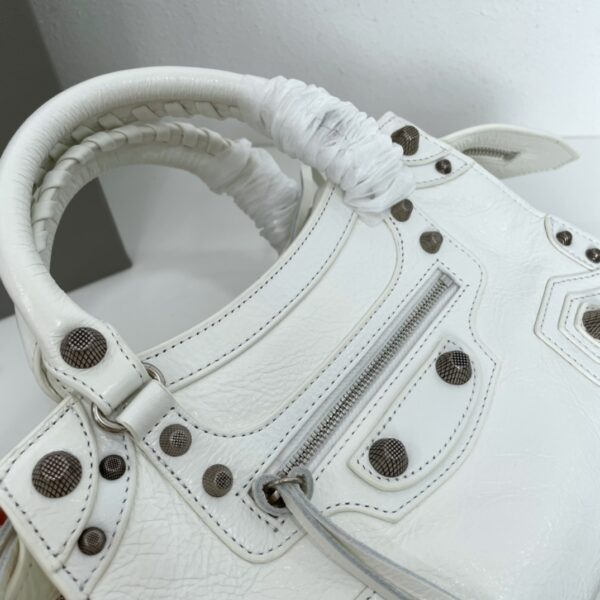 Balenciaga Neo Cagole Explosive Motorbike Bag - White 63237 - Image 2
