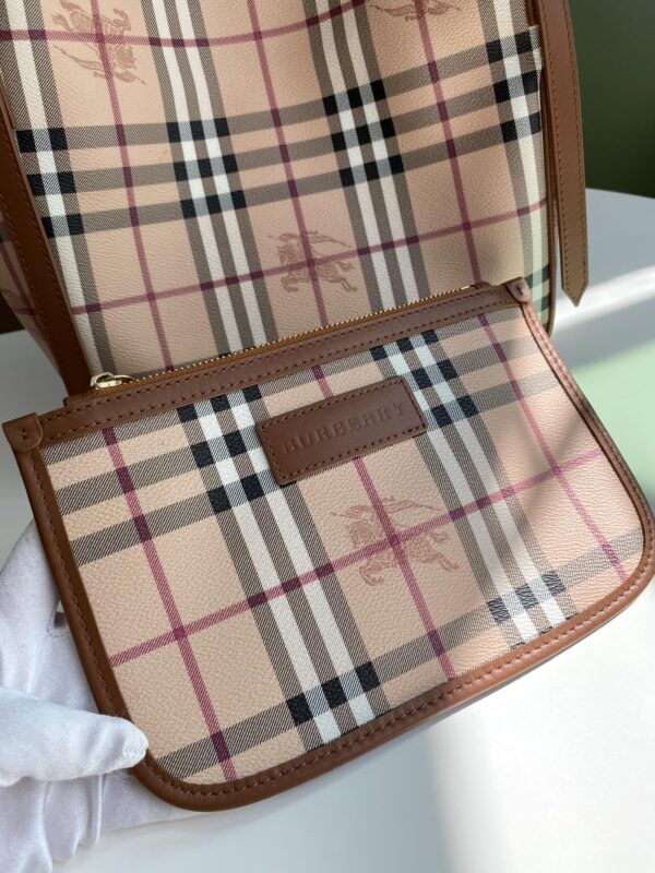 Burberry Bjia Chunyuan Handbag - Brown 43970 - Image 2