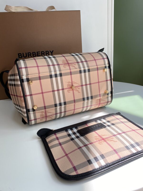 Burberry Bjia Chunyuan Handbag - Black 24521 - Image 2
