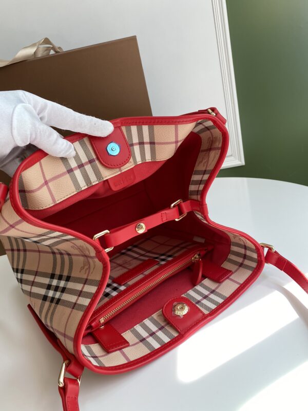 Burberry Bjia Chunyuan Handbag - Red 22879 - Image 3