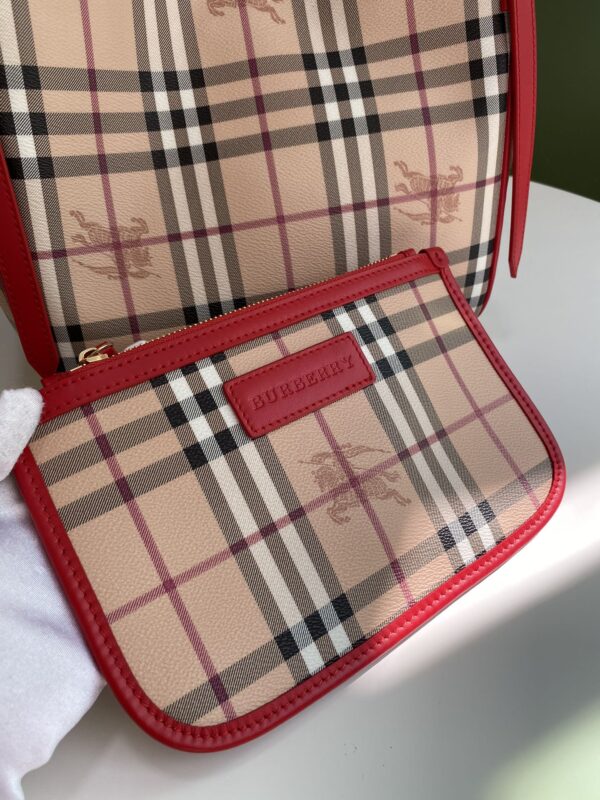 Burberry Bjia Chunyuan Handbag - Red 22879 - Image 4