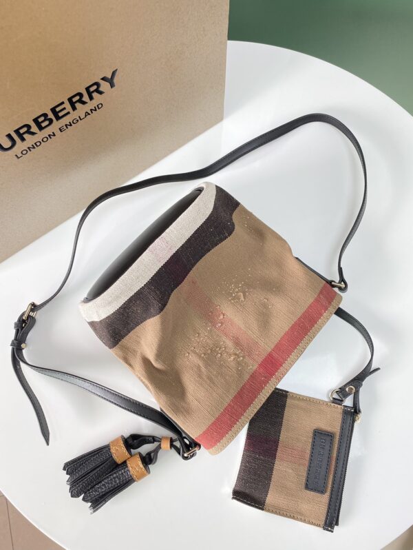 Burberry Ashby Metal Buckle Handbag - Black 13483 - Image 2