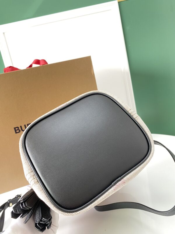 Burberry Ashby Metal Buckle Handbag - Black 13483 - Image 4