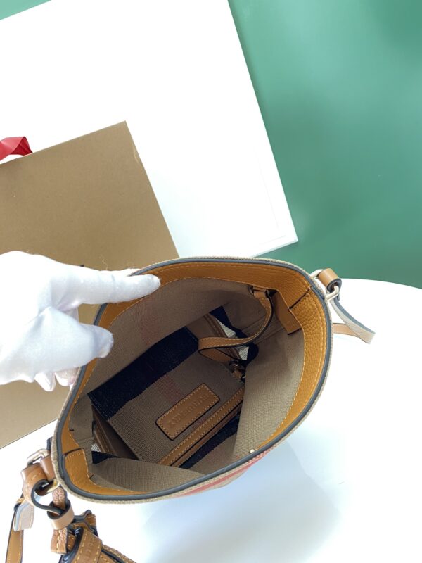 Burberry Ashby Metal Buckle Handbag - Brown 98000 - Image 3