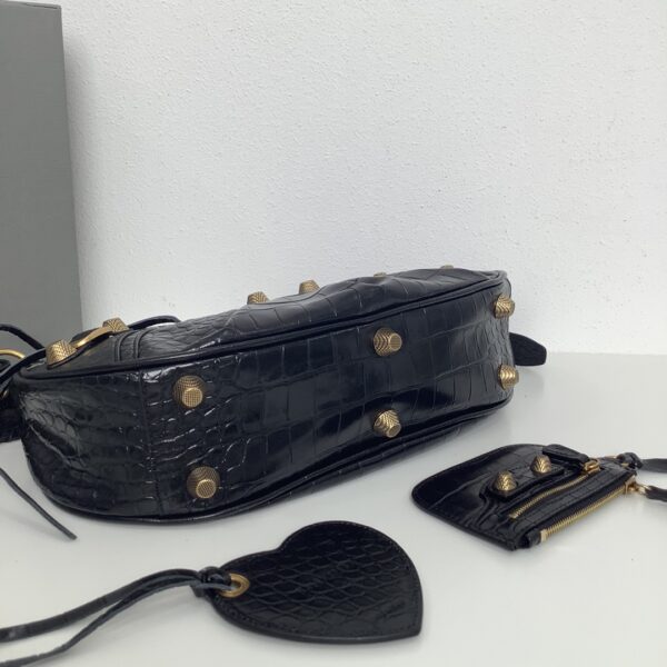 Balenciaga Le Cagole Half-Moon Large Armpit Dumpling Bag - Black 40072 - Image 5