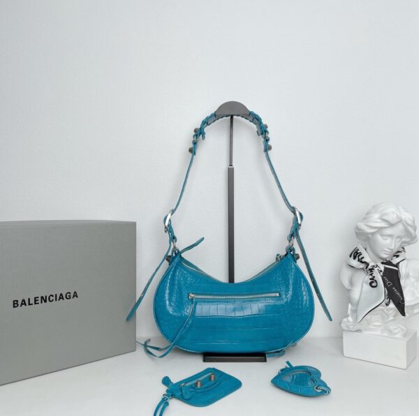 Balenciaga Le Cagole Half-Moon Large Armpit Dumpling Bag - Blue 48618 - Image 5