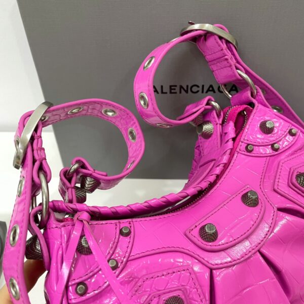 Balenciaga Le Cagole Half-Moon Small Armpit Dumpling Bag - Rose Red 58635 - Image 2