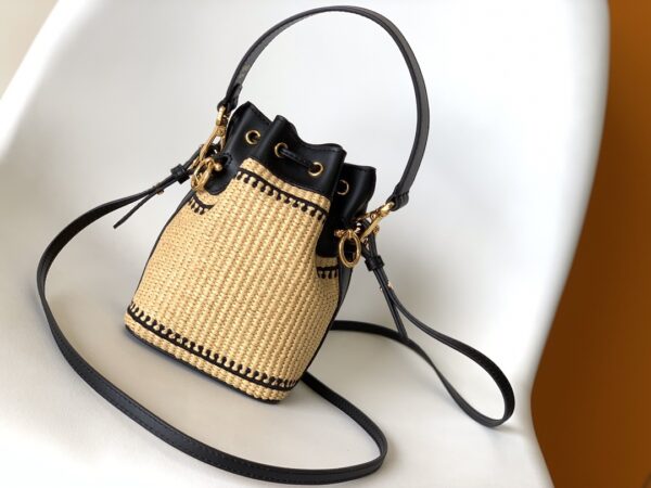 Fendi Mon Tresor Mini Straw Bucket Bag 88539 - Image 5