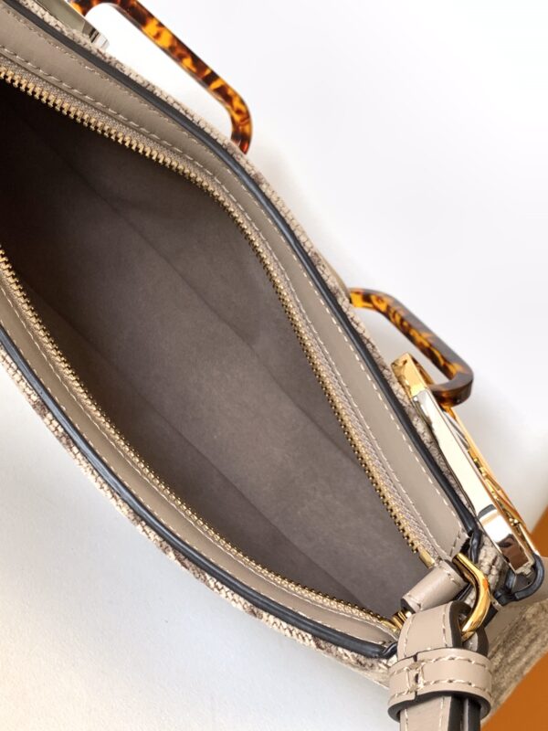 Fendi O'Lock Swing Handbag - Cream 42876 - Image 3