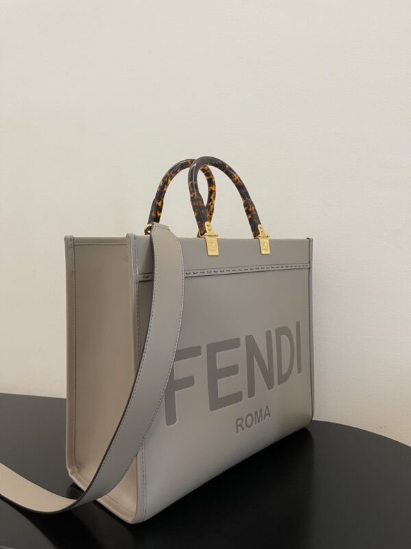 Fendi Sunshine Small Tote Bag - Khaki 26563 - Image 5