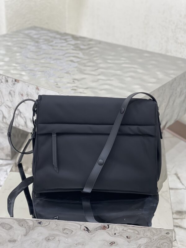 Prada Cini Series Large Messenger Bag - Black 67852 - Image 5