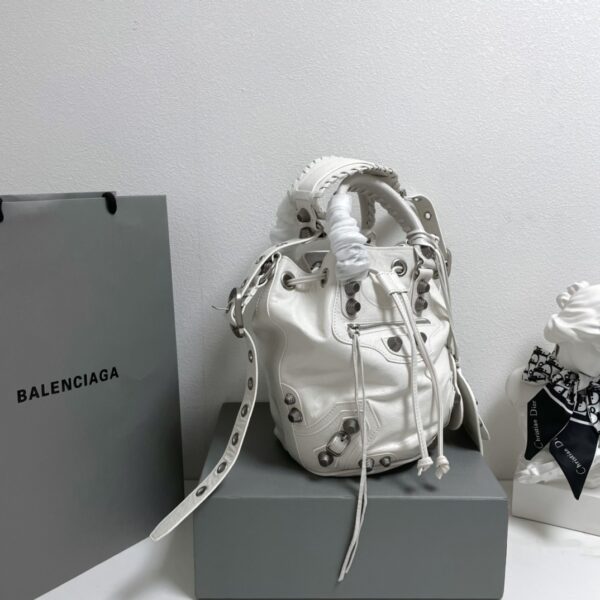Balenciaga Le Cagole Large Bucket Bag - White 34513 - Image 5