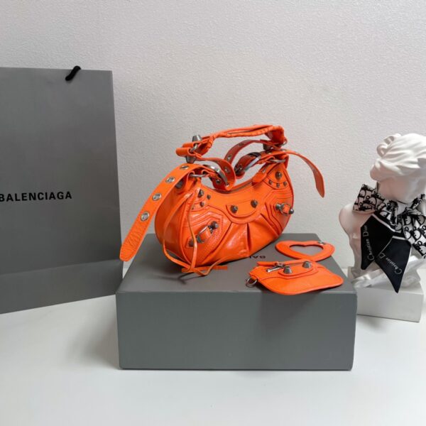 Balenciaga Le Cagole Half-Moon Large Armpit Dumpling Bag - Orange 75407 - Image 3