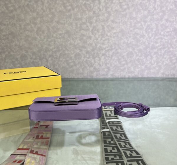 Fendi Baguette Smartphone Bag - Light Purple 96321 - Image 4