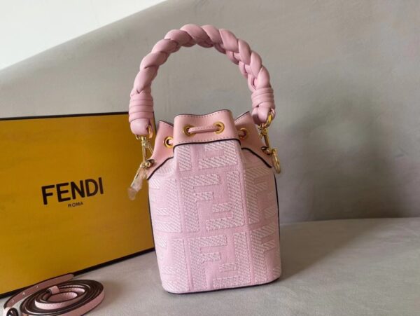 Fendi Mon Tresor Small Bucket Bag - Pink 33965 - Image 4