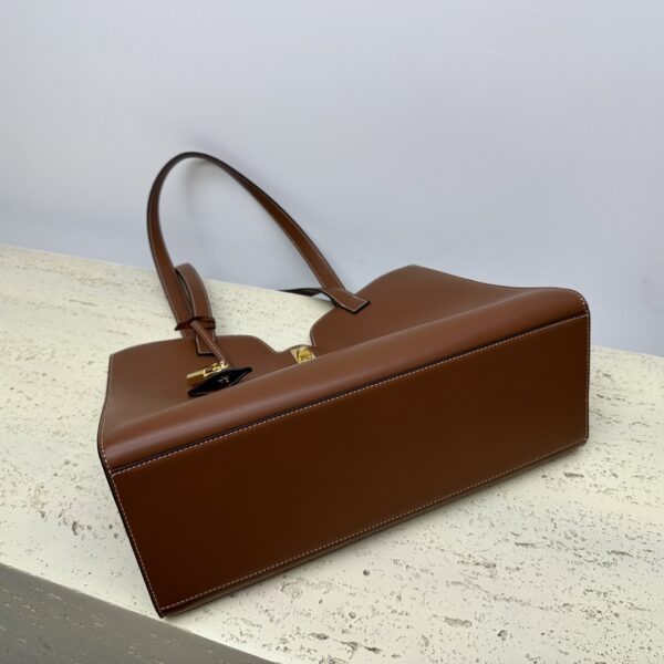 Celine Cabas 16 Smooth Cow Leather Handbag - Brown 98849 - Image 3