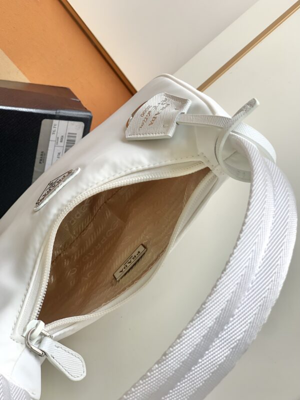 Prada Hobo Kendou's Shoulder Bags - White 39701 - Image 2