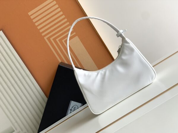 Prada Hobo Kendou's Shoulder Bags - White 39701 - Image 4