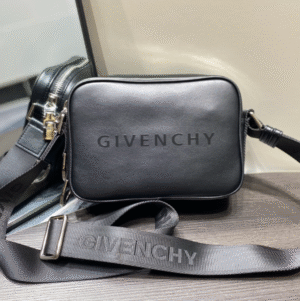 Givenchy G-essentials Camera Bag - Black 14197