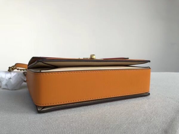 Coach Twist-lock Closure Hutton Handbag 29962 - Image 3