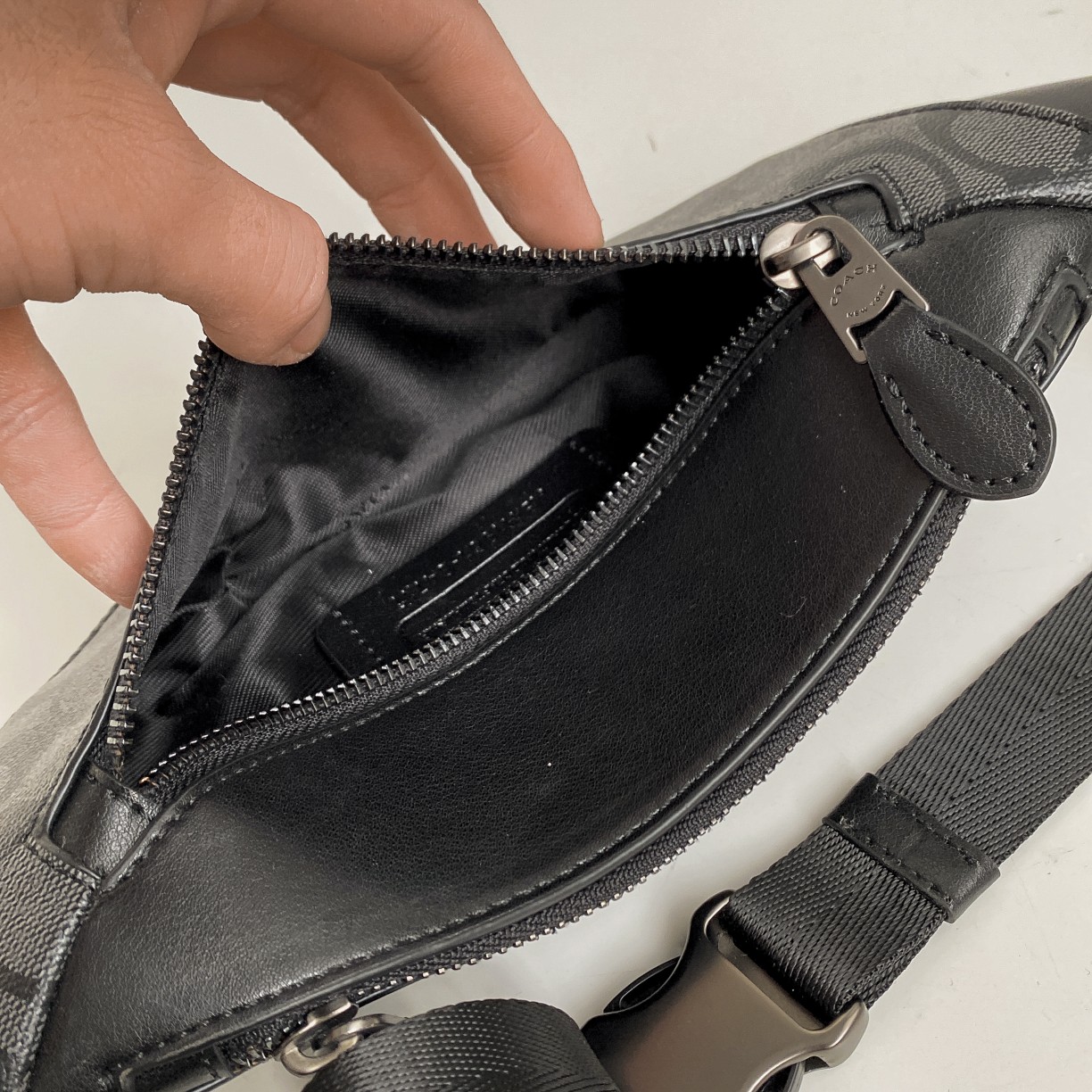 Coach Mini Waist Bag - Black 39985 - Image 3