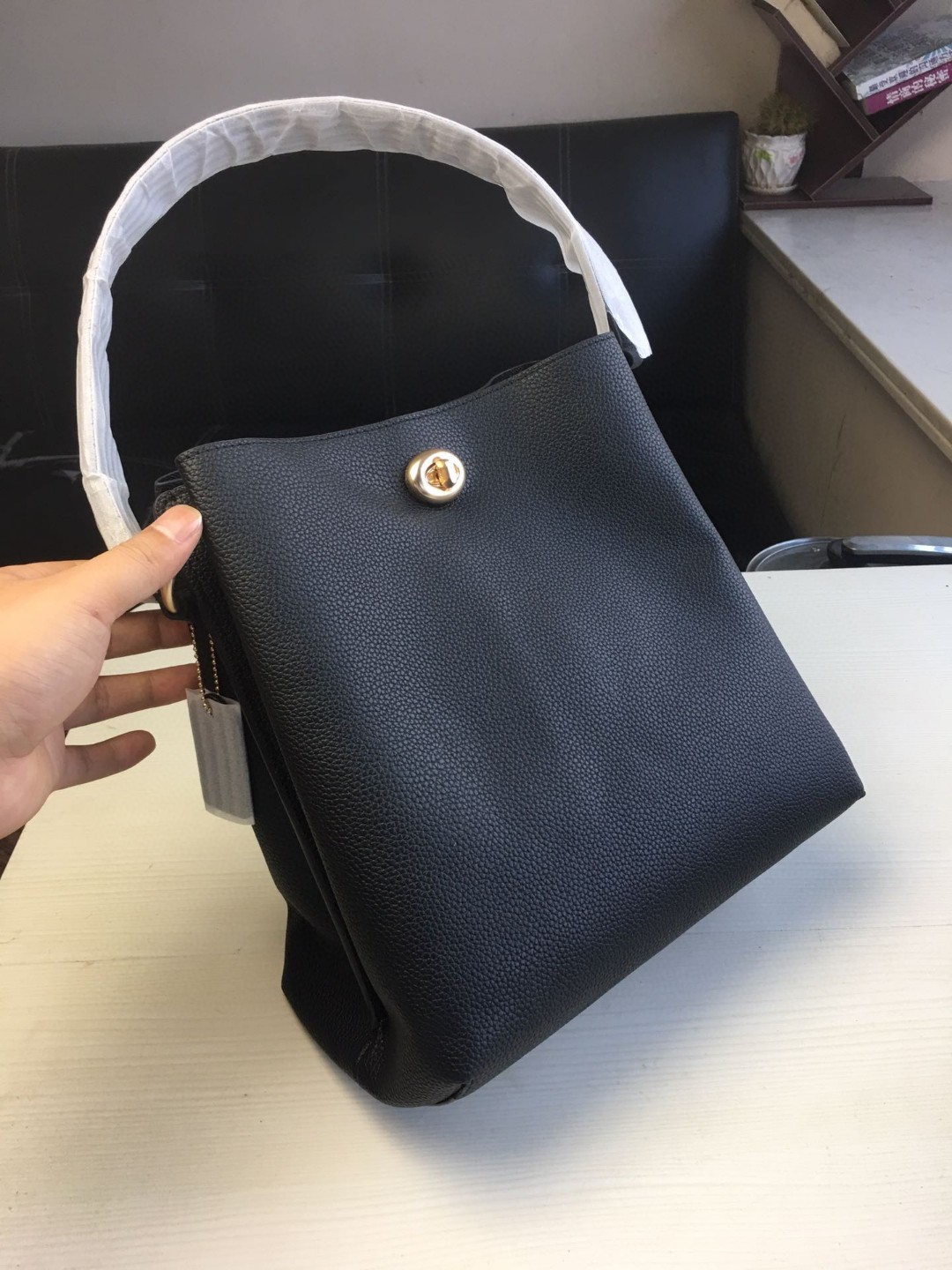 Coach Multi-functional Bucket Bag - Black 50945 - Image 3