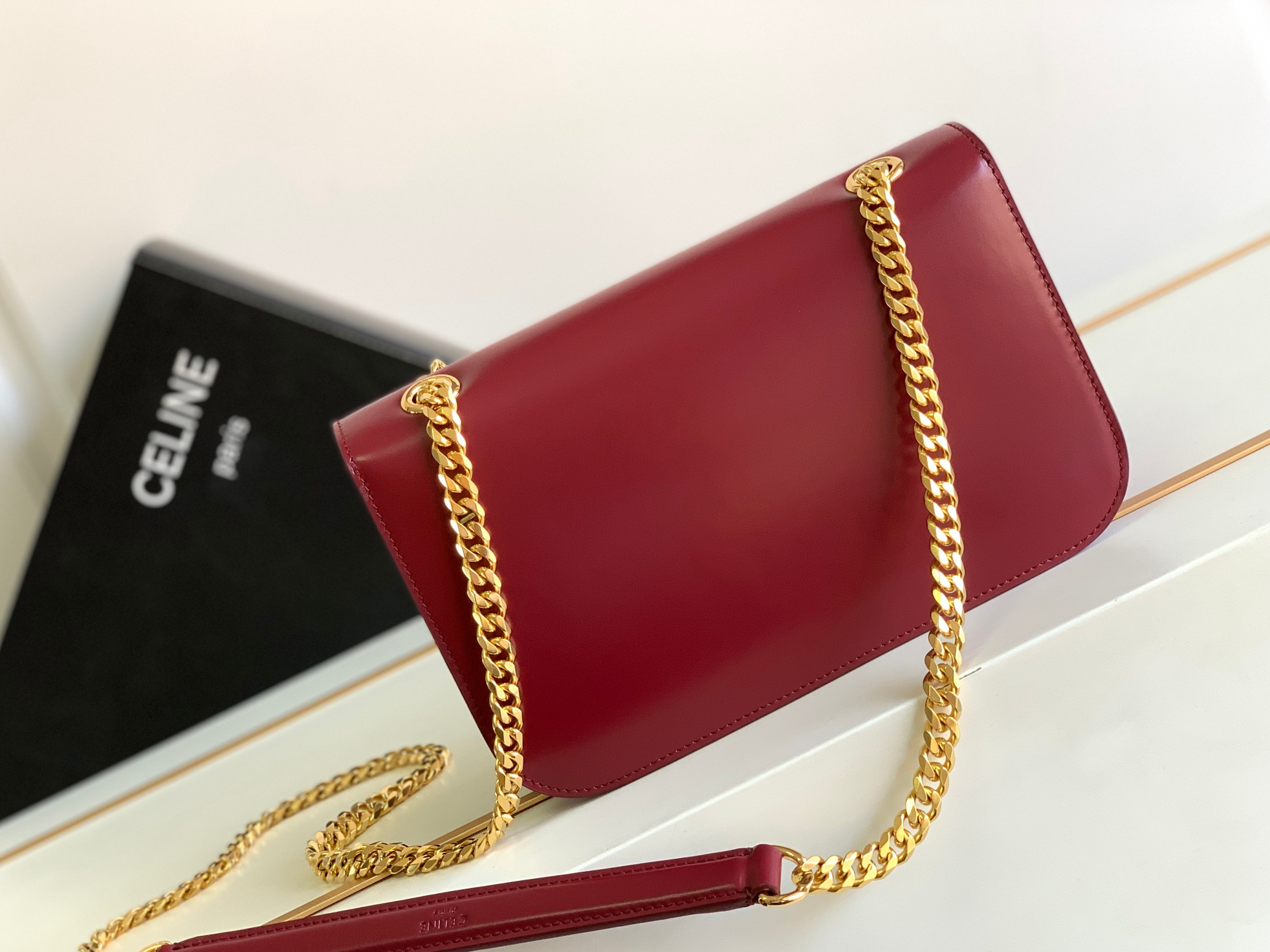 Celine Medium Triomphe Frame Shoulder Bag - Red 97297 - Image 4
