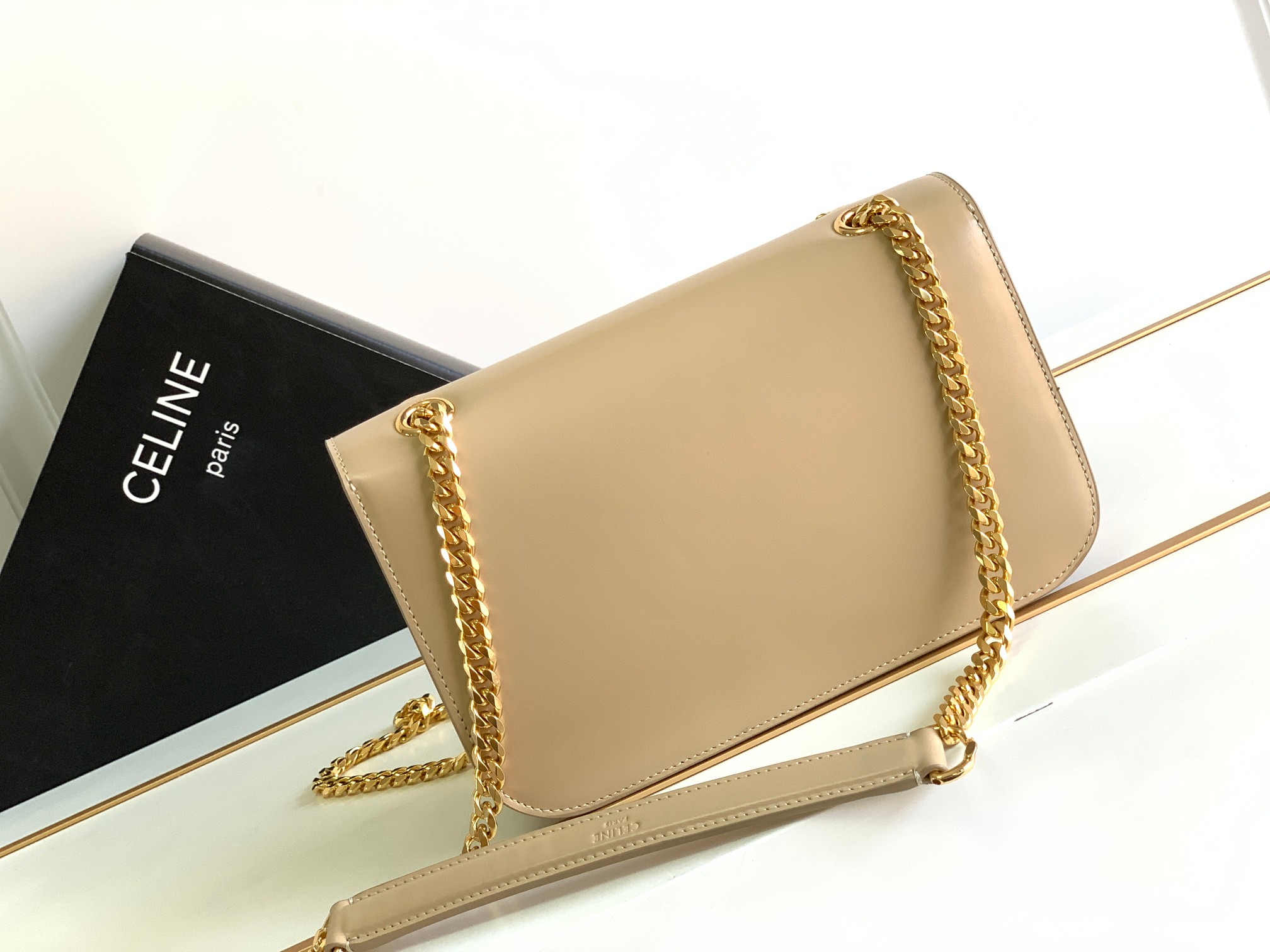 Celine Medium Triomphe Frame Shoulder Bag - Cream 77184 - Image 4