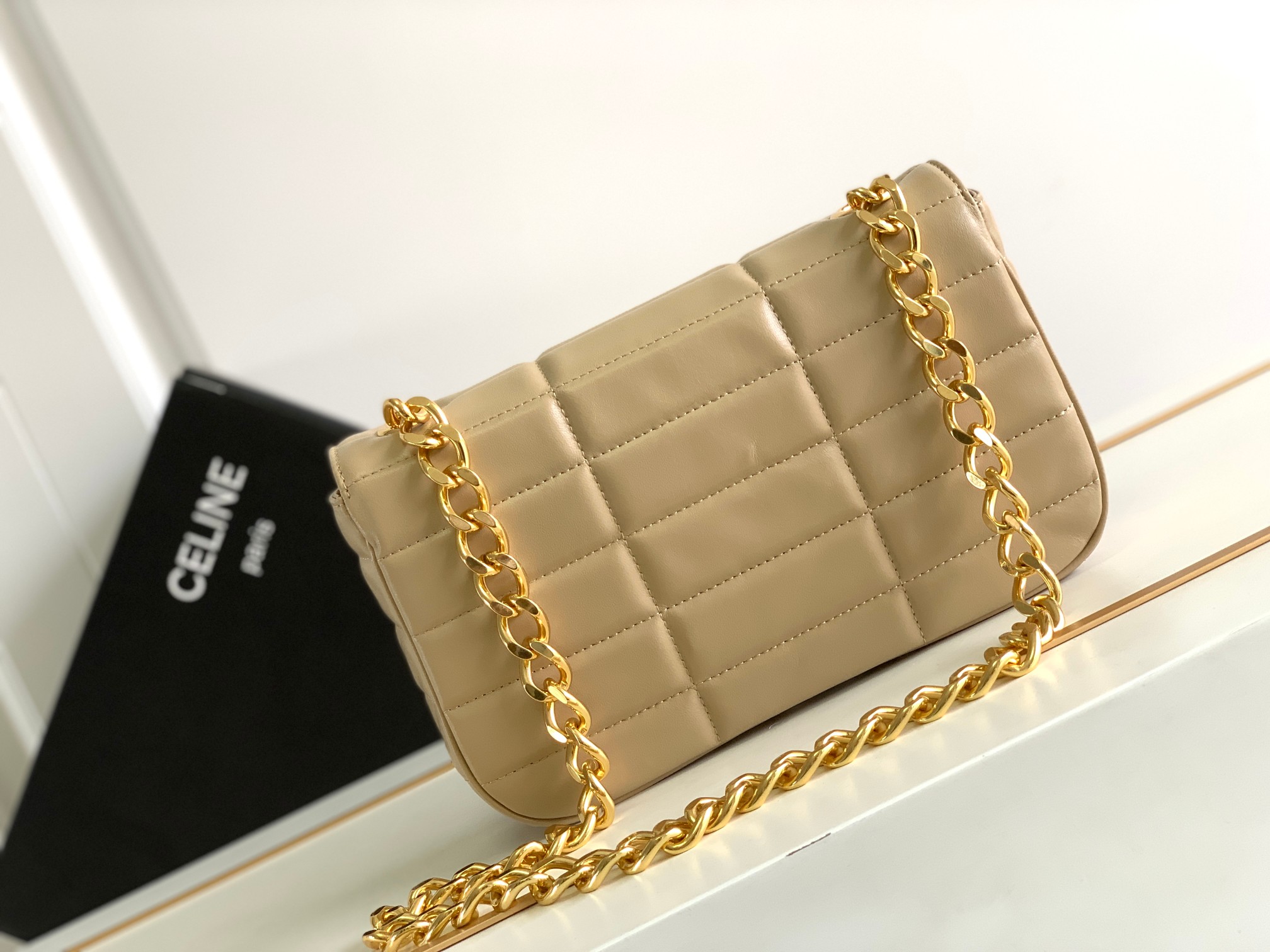 Celine Matelassé Monochrome Quilted Shoulder Bag - Cream 38241 - Image 4