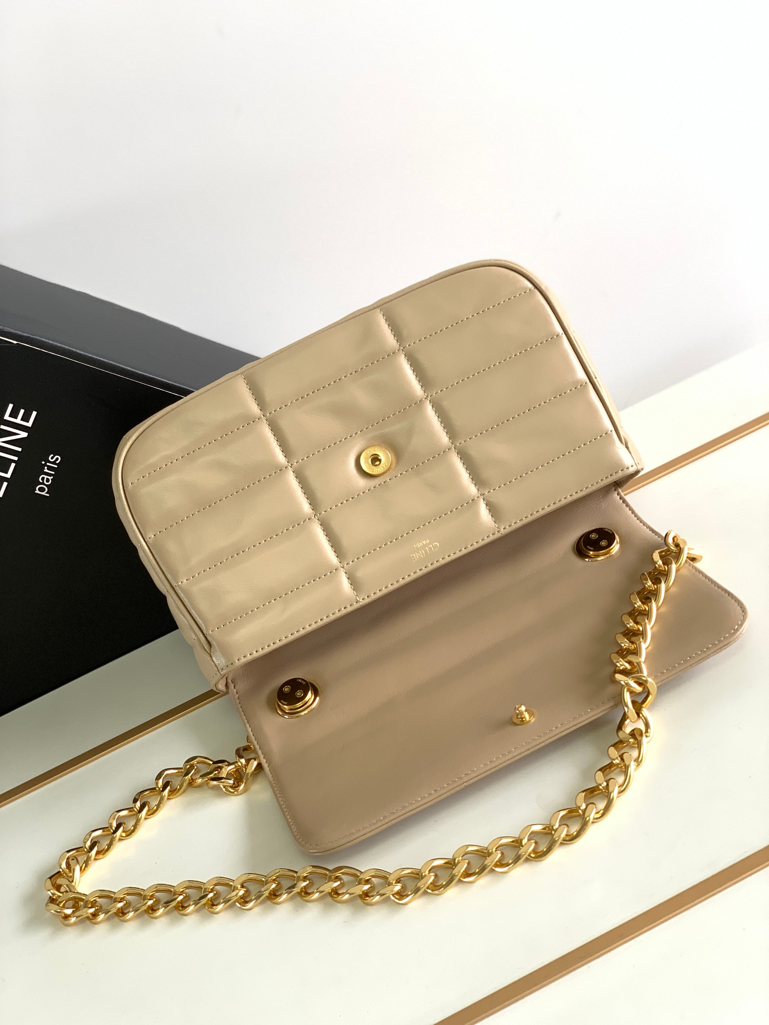 Celine Matelassé Monochrome Quilted Shoulder Bag - Cream 38241 - Image 3