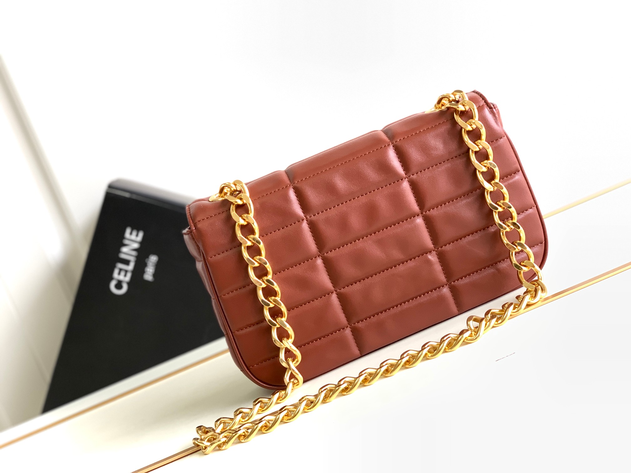 Celine Matelassé Monochrome Quilted Shoulder Bag - Brown 63040 - Image 4