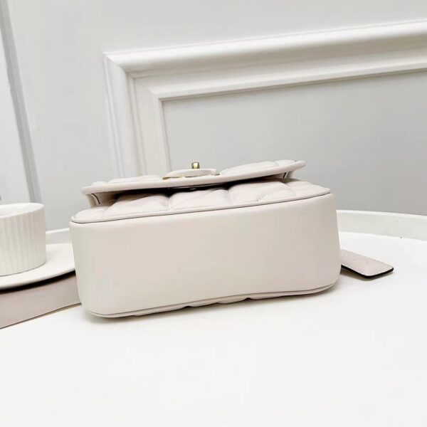 Coach Pillow Madison First-layer Armpit Crossbody Women's Bag - White 16803 - Image 3